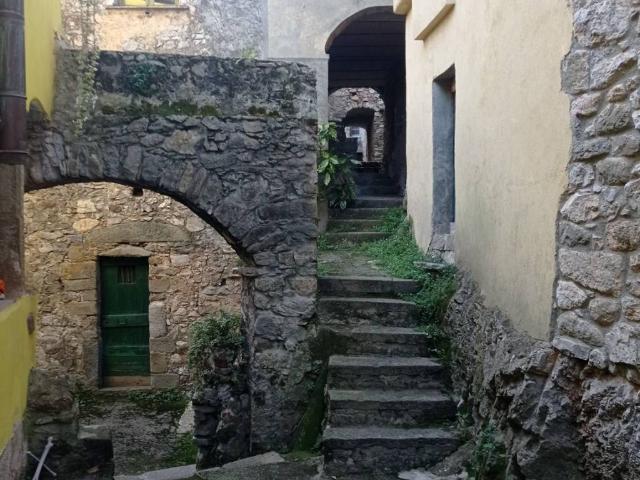 Villa Indipendente in vendita a San Benedetto, Riccò Del Golfo