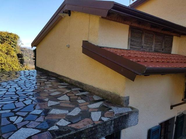 Villa Indipendente in vendita a San Benedetto, Riccò Del Golfo