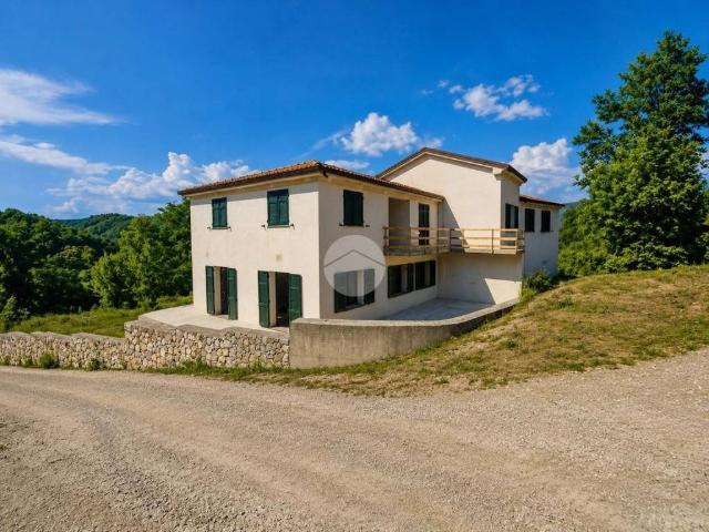 Villa Indipendente in vendita a Riccò Del Golfo, Liguria