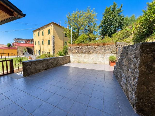 Villa Indipendente in vendita a Polverara, Riccò del Golfo di Spezia