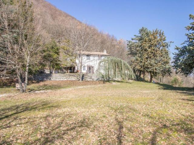 Villa Indipendente in vendita a Rieti, Lazio