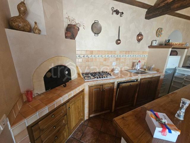 Villa Indipendente in vendita a Coccodrillo, Rieti