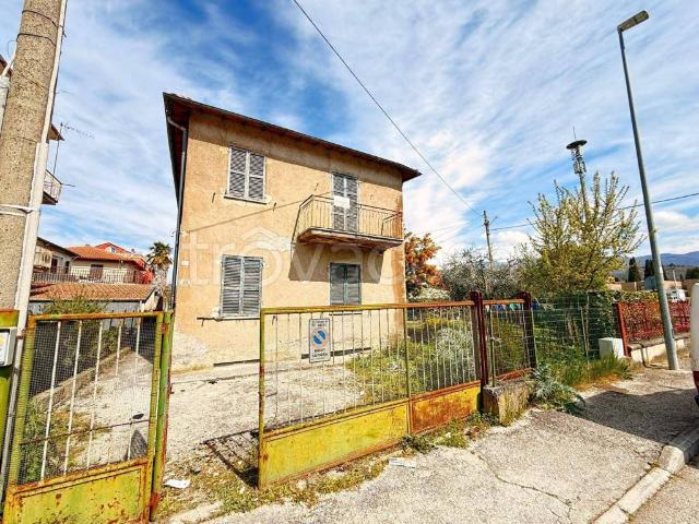 Villa Indipendente in vendita a Micioccoli, Rieti