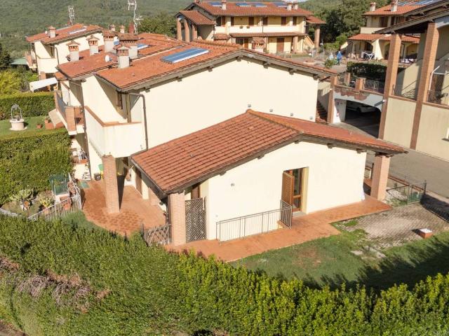 Villa Indipendente in vendita a Le Corti, Rignano sull'Arno