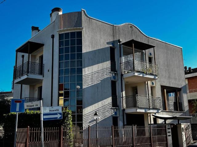 Villa Indipendente in vendita a Rimini, Reggio Emilia