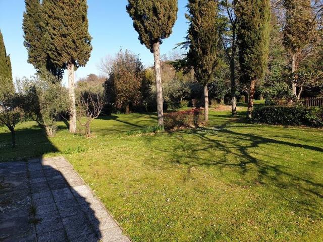 Villa Indipendente in vendita a Rimini, Reggio Emilia