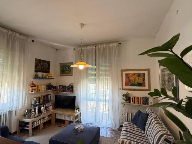 Villa Indipendente in vendita a Viserba Monte, Rimini