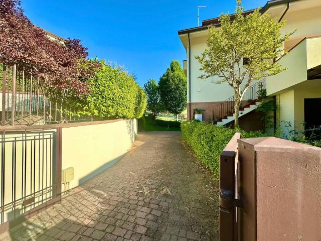 Villa Indipendente in vendita a Rimini, Reggio Emilia