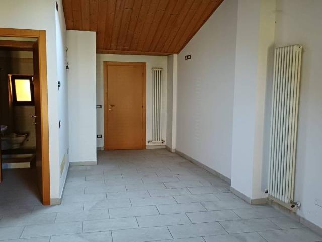 Villa Indipendente in vendita a Rimini, Reggio Emilia