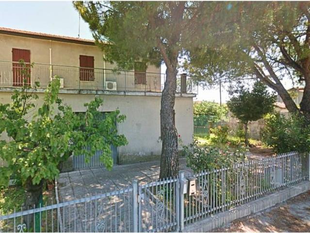 Villa Indipendente in vendita a Rimini, Reggio Emilia