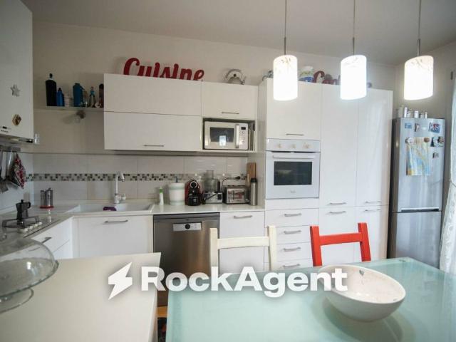 Villa Indipendente in vendita a Rimini, Reggio Emilia