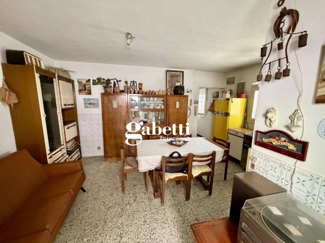 Villa Indipendente in vendita a Rimini, Reggio Emilia