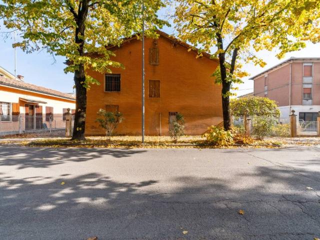 Villa Indipendente in vendita a Pianura Reggiana, Re