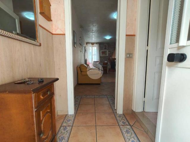 Villa Indipendente in vendita a Ripalimosani, Molise