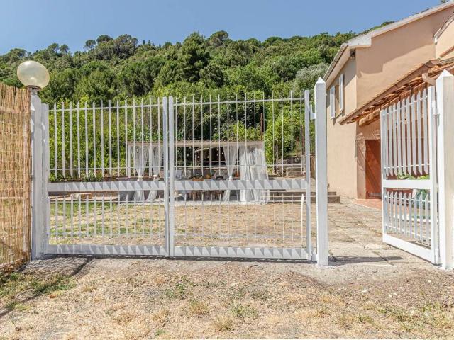 Villa Indipendente in vendita a Melatina, Riparbella