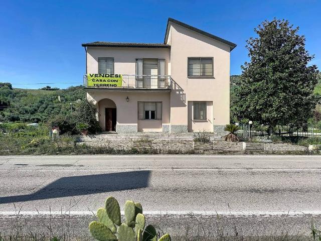 Villa Indipendente in vendita a Marche, Ascoli Piceno