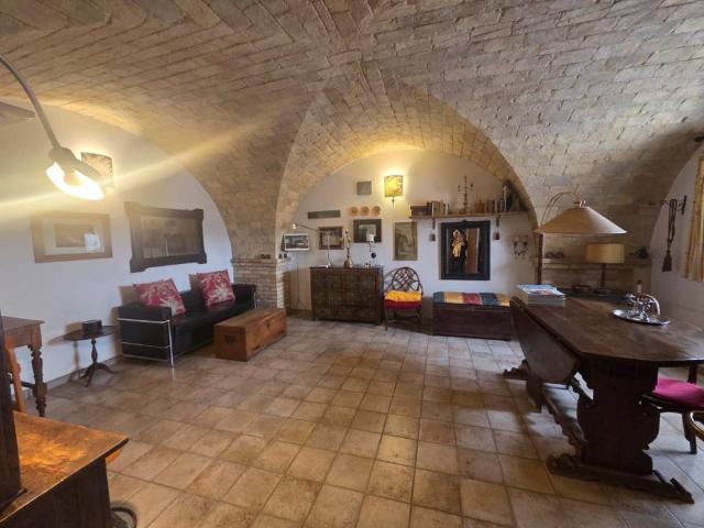 Villa Indipendente in vendita a Marche, Ascoli Piceno