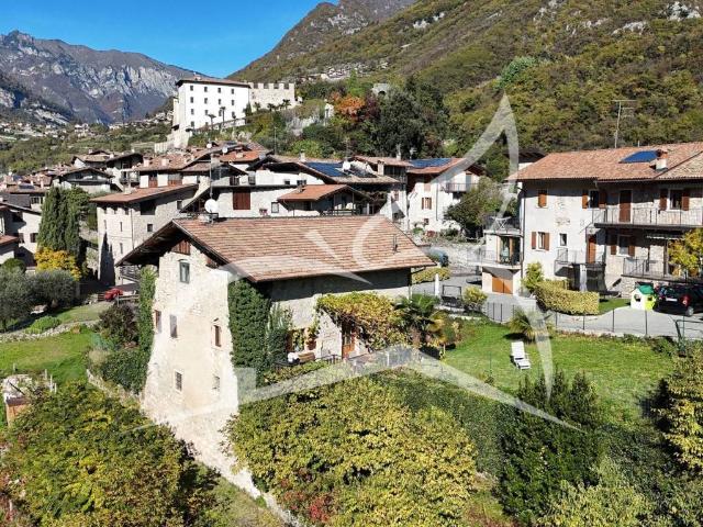 Villa Indipendente in vendita a Comunità Alto Garda e Ledro, Riva