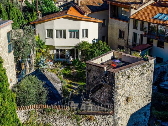 Villa Indipendente in vendita a Comunità Alto Garda e Ledro, Riva