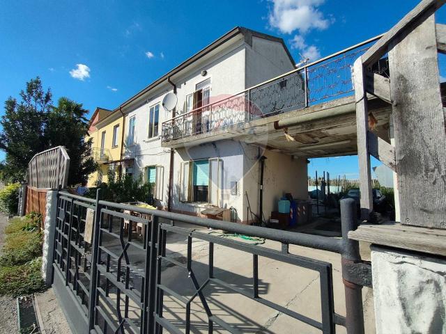 Villa Indipendente in vendita a Unione Terre e Fiumi, Albersano