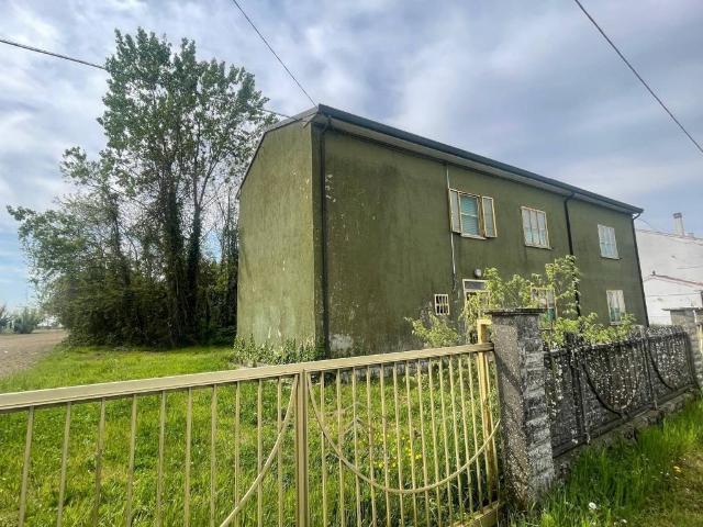 Villa Indipendente in vendita a Unione Terre e Fiumi, Guarda Ferrarese