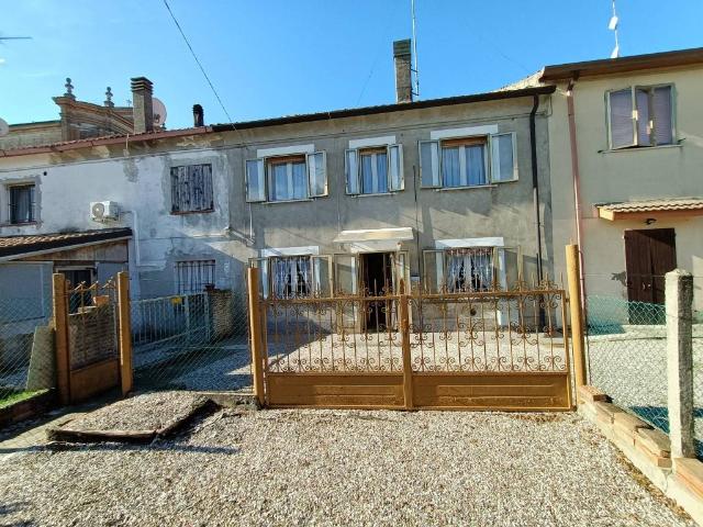 Villa Indipendente in vendita a Unione Terre e Fiumi, Guarda Ferrarese