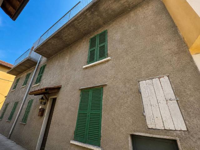 Villa Indipendente in vendita a Piemonte, Alessandria