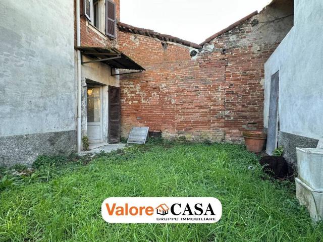 Villa Indipendente in vendita a Piemonte, Alessandria