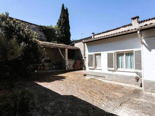 Villa Indipendente in vendita a Rivanazzano, Lombardia