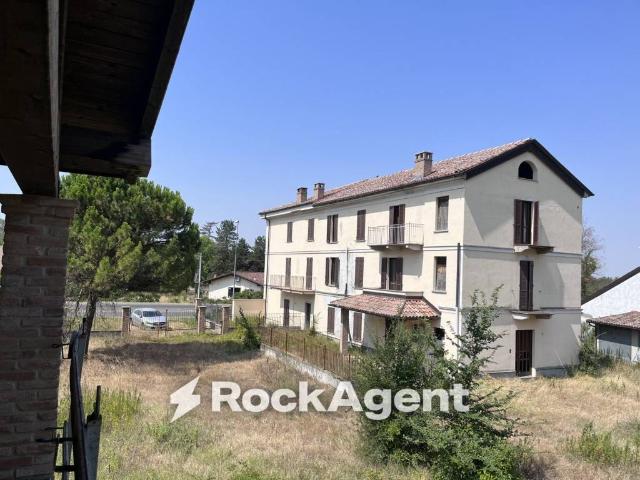 Villa Indipendente in vendita a Rivanazzano, Lombardia