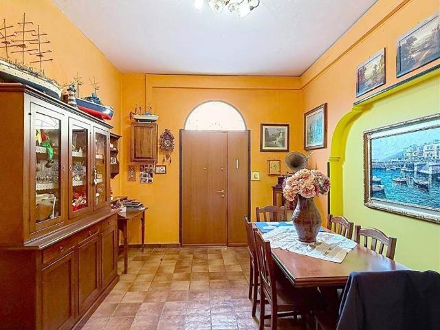 Villa Indipendente in vendita a Rivarolo Del Re, Lombardia