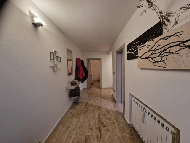 Villa Indipendente in vendita a Rivarolo Del Re, Lombardia