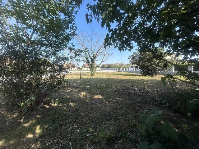 Villa Indipendente in vendita a Rivarolo del Re ed Uniti, Cremona