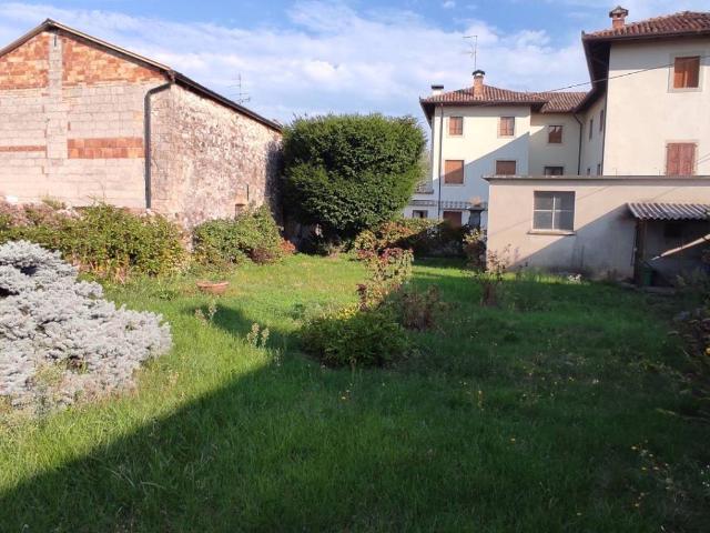 Villa Indipendente in vendita a Rive d'Arcano / Rivis Darcjan - Rives Darcjan, Rive d'Arcano / Rivis Darcjan