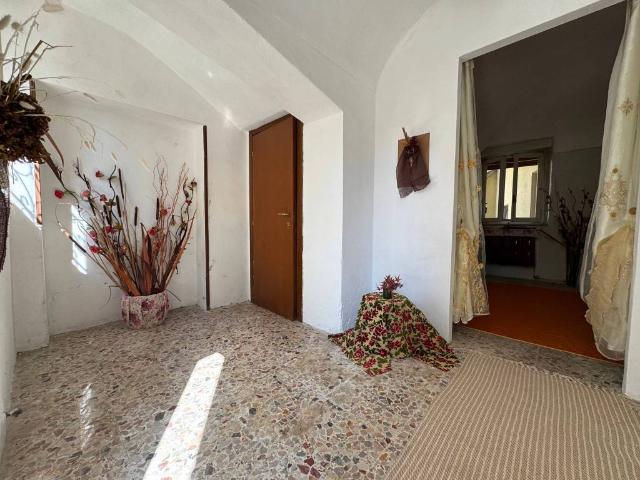 Villa Indipendente in vendita a Piemonte, Vercelli