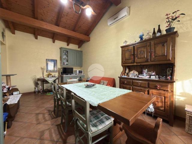 Villa Indipendente in vendita a Piemonte, Vercelli