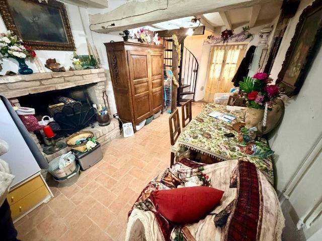 Villa Indipendente in vendita a Rivergaro, Reggio Emilia