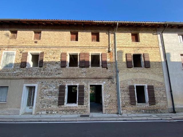Villa Indipendente in vendita a Rivignano / Rivignan, Rivignano Teor / Rivignan Teôr