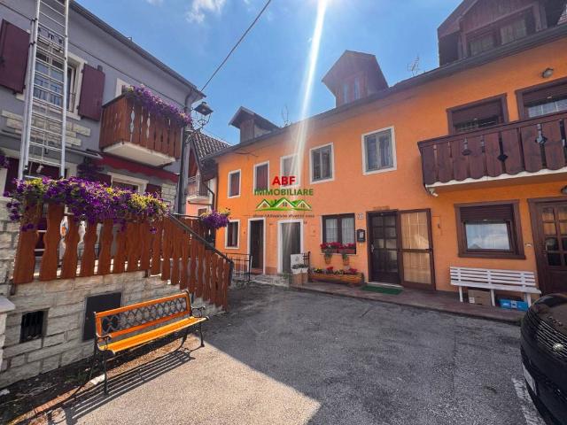 Villa Indipendente in vendita a Valle, Canove Di Roana