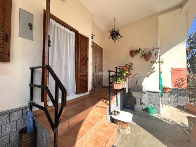 Villa Indipendente in vendita a Piemonte, Vercelli