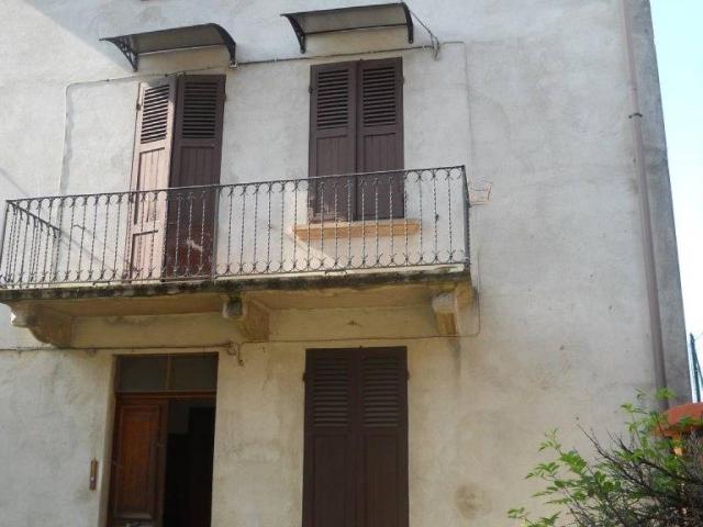 Villa Indipendente in vendita a Piemonte, Vercelli