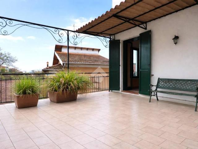 Villa Indipendente in vendita a Piemonte, Vercelli