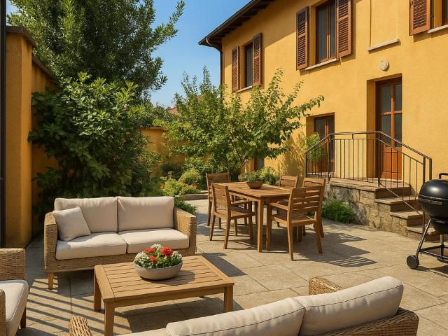 Villa Indipendente in vendita a Robecco Sul Naviglio, Lombardia