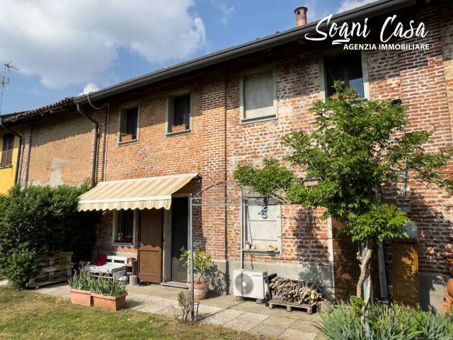 Villa Indipendente in vendita a Robecco Sul Naviglio, Lombardia