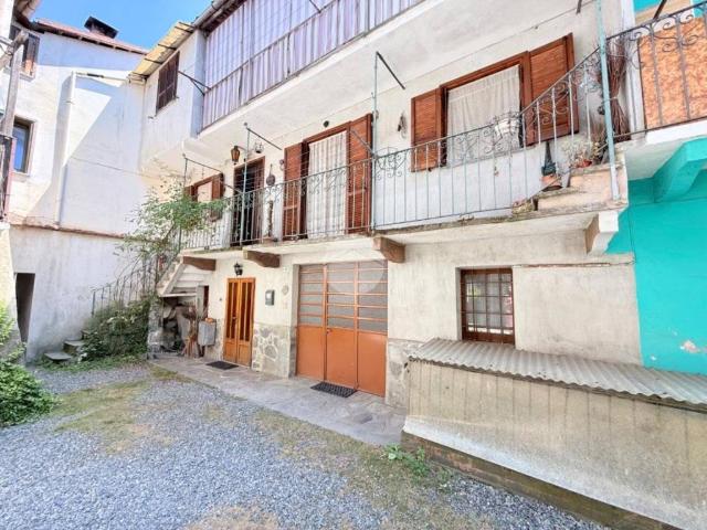 Villa Indipendente in vendita a Case Cresto, Rocca Canavese