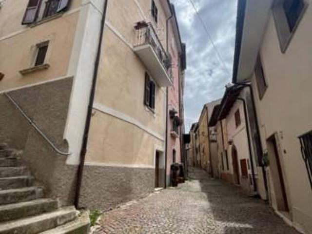 Villa Indipendente in vendita a Rocca Di Mezzo, Abruzzo