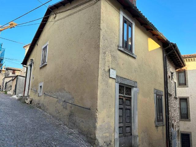 Villa Indipendente in vendita a Rocca Di Mezzo, Abruzzo