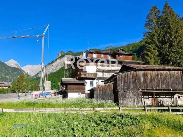 Villa Indipendente in vendita a Rocca Pietore, Veneto
