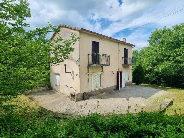Villa Indipendente in vendita a Rocca San Felice, Campania