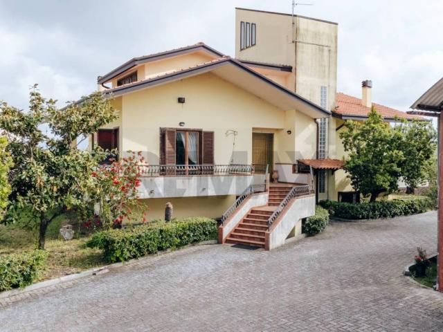 Villa Indipendente in vendita a Rocca San Giovanni, Abruzzo